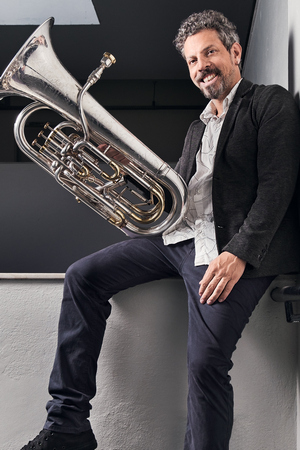 Dr. Fernando Deddos, Euphonium